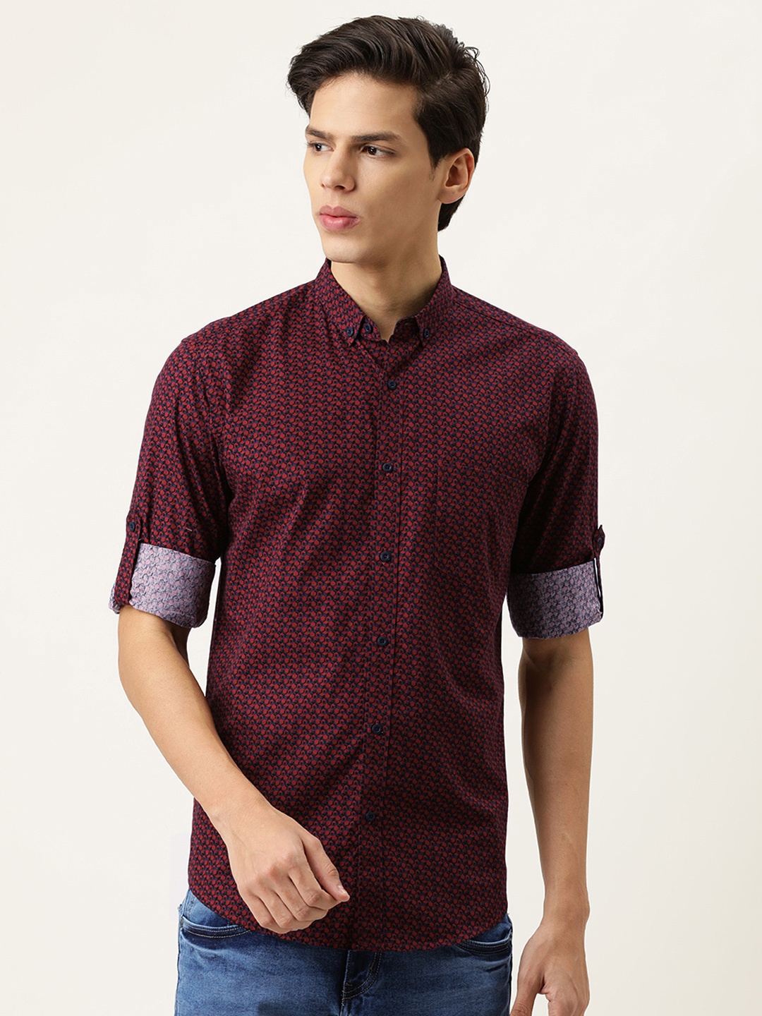 

Bene Kleed Men Maroon Slim Fit Opaque Cotton Printed Casual Shirt