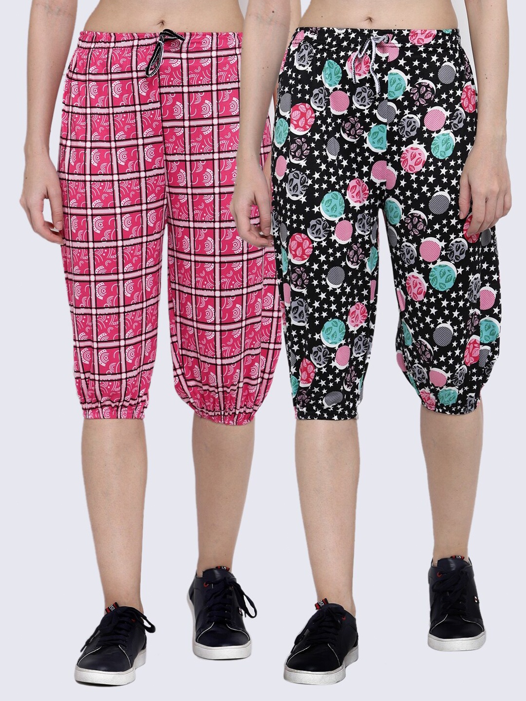 

KLOTTHE Women Pack of 2 Pink & Black Printed Mid-Rise Capris