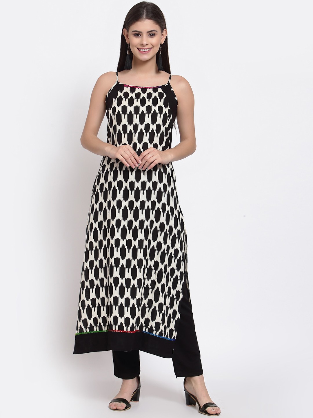 

Just Wow Women Black Geometric Printed Kurta