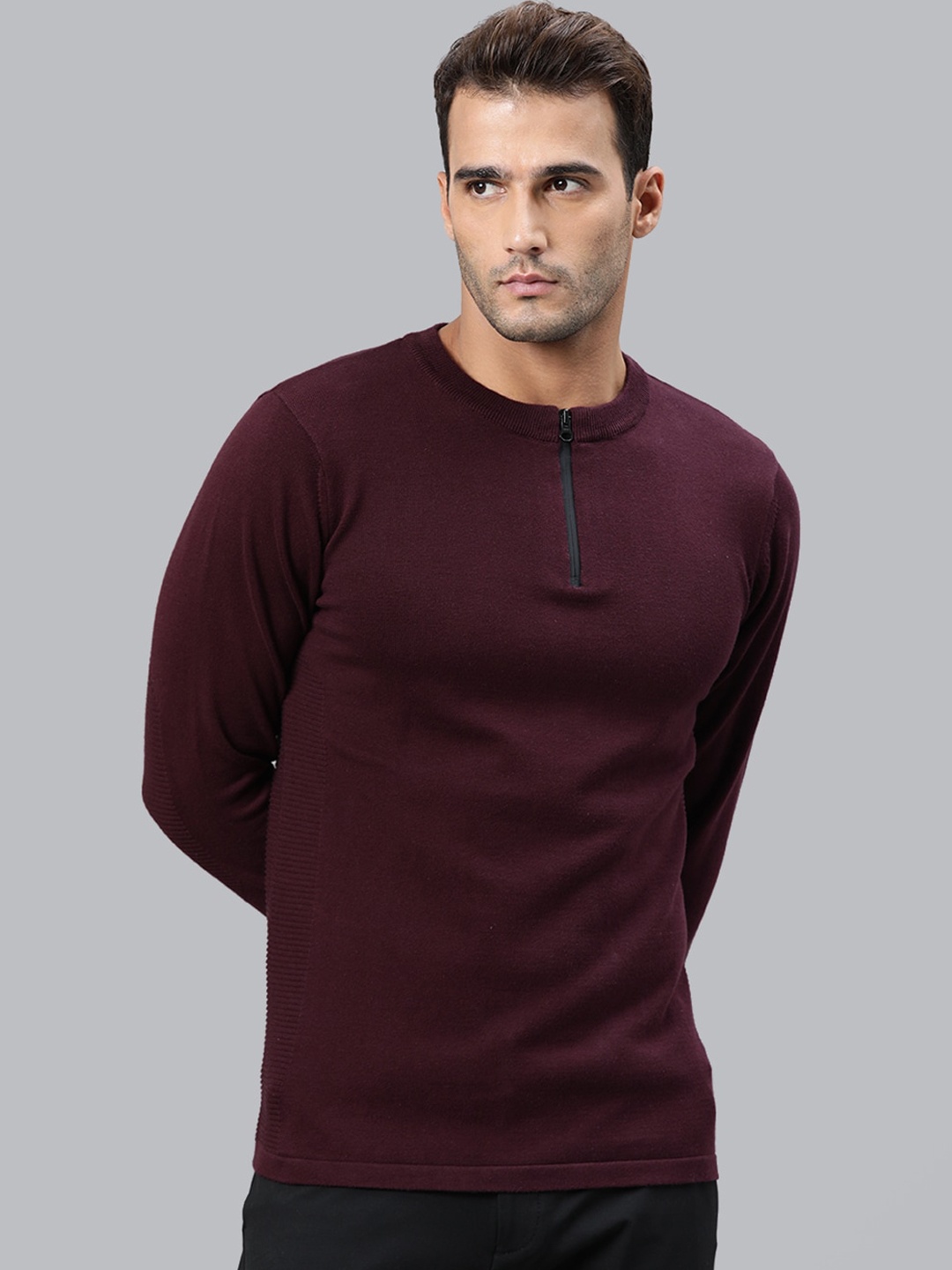 

RARE RABBIT Men Maroon Solid Pullover Sweatshirt