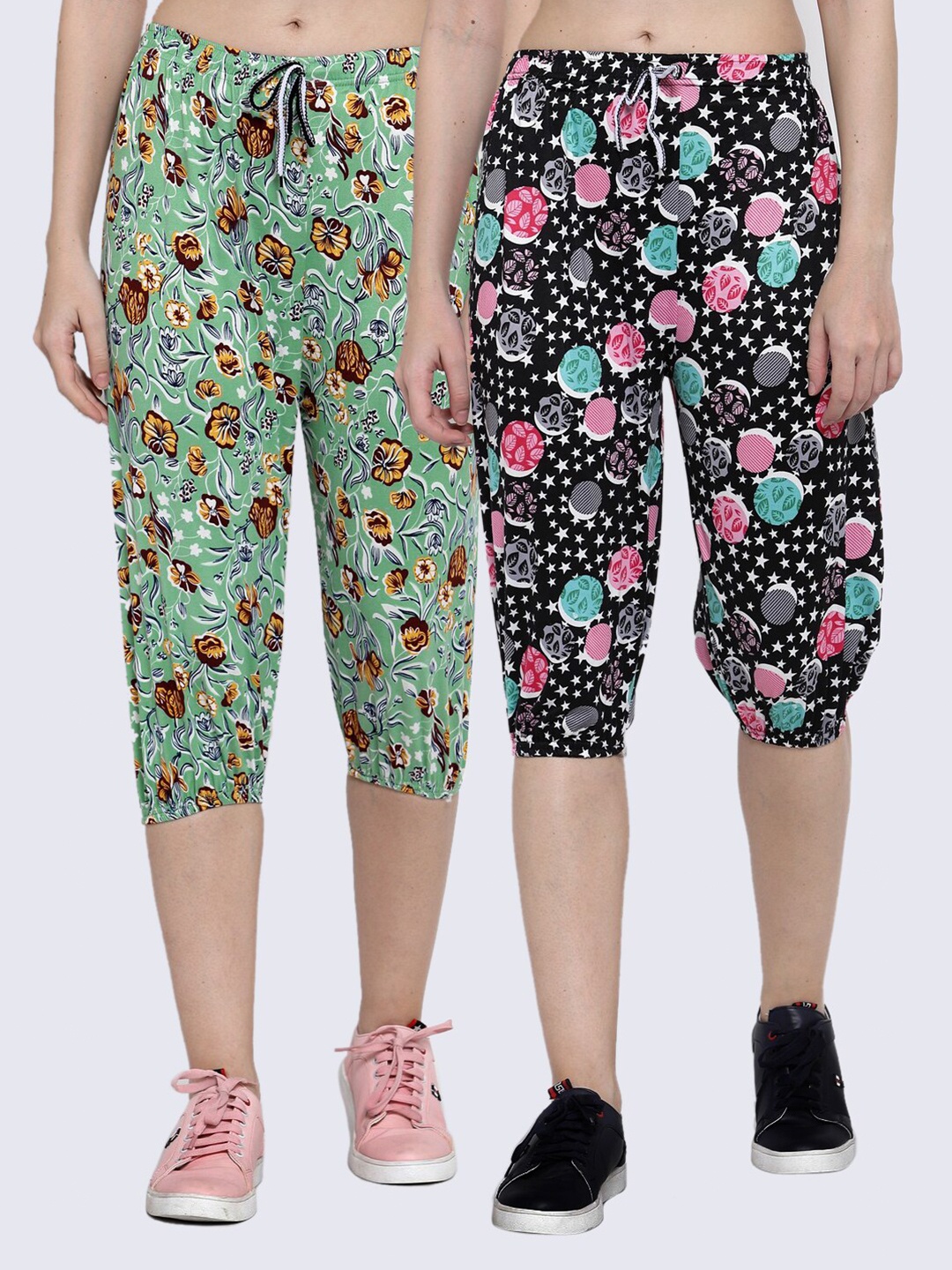 

KLOTTHE Women Set of 2 Green & Black Printed Capris