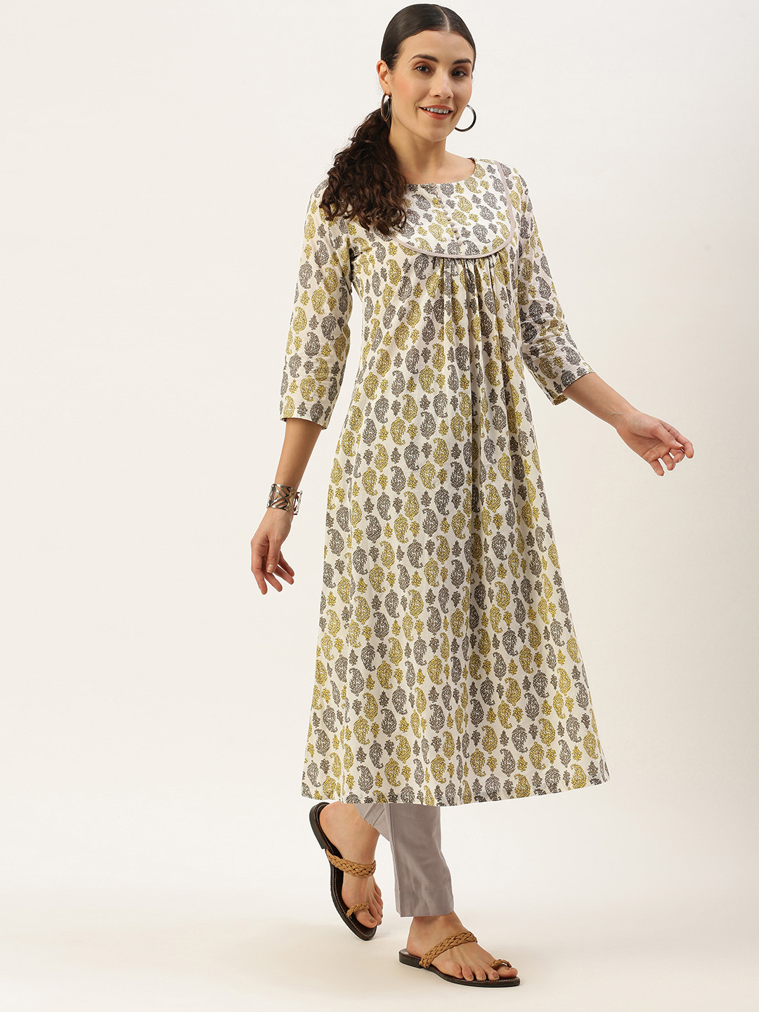 

Saanjh Women White Ethnic Motifs Printed Pleated Pure Cotton Kurta with Palazzos