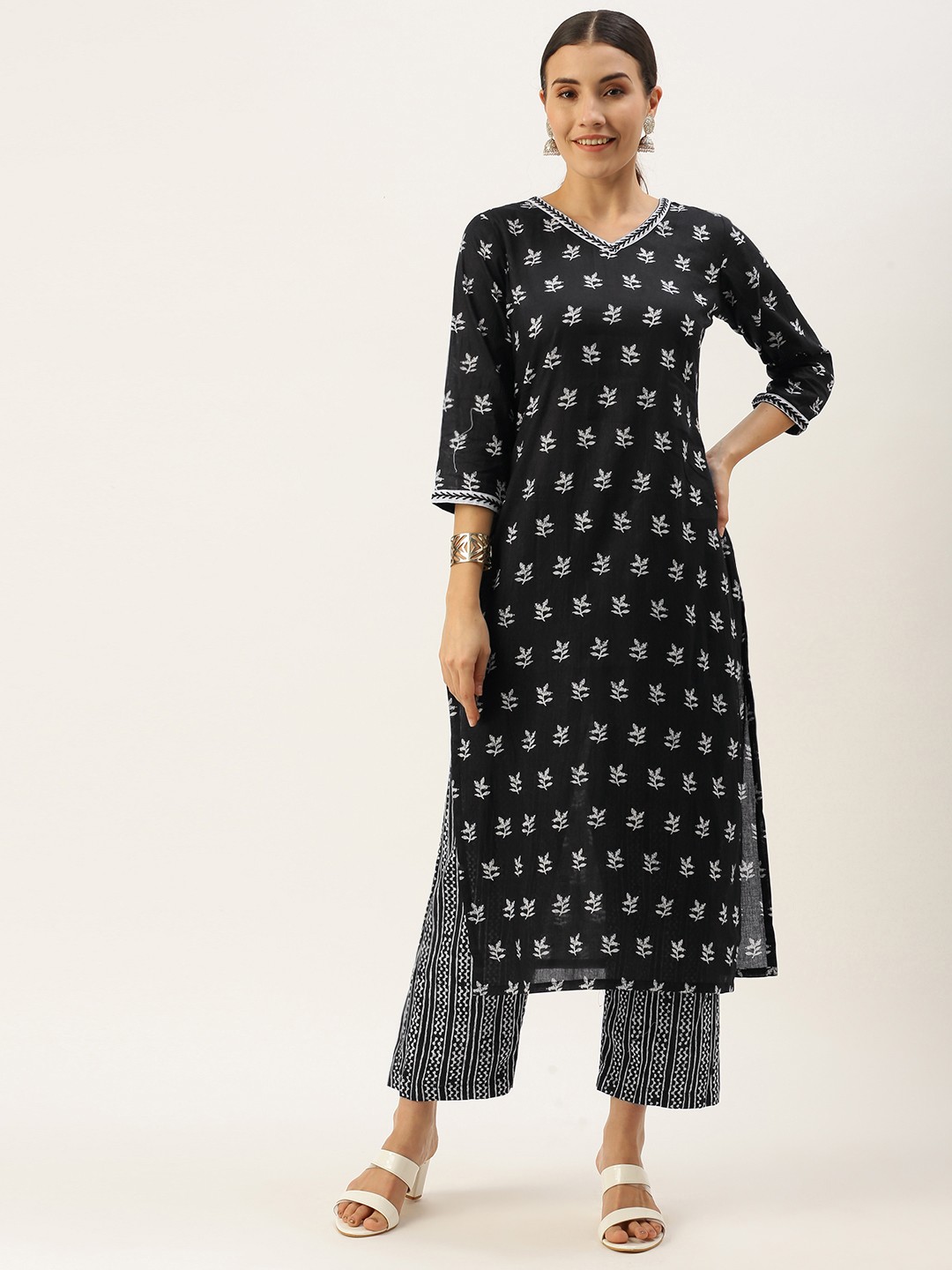 

Saanjh Women Black Ethnic Motifs Printed Regular Pure Cotton Kurta with Palazzos