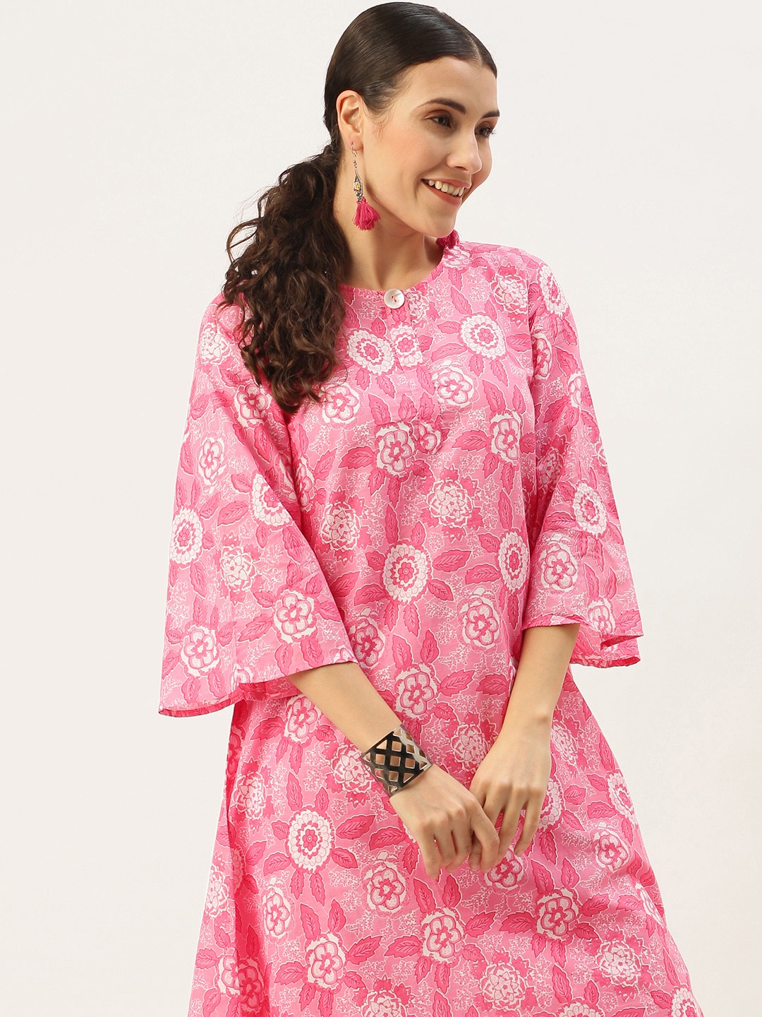 

Saanjh Women Pink Floral Printed Regular Pure Cotton Kurta with Trousers