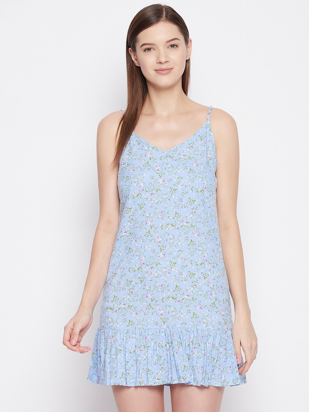 

Hypernation Women Blue & Green Printed Nightdress