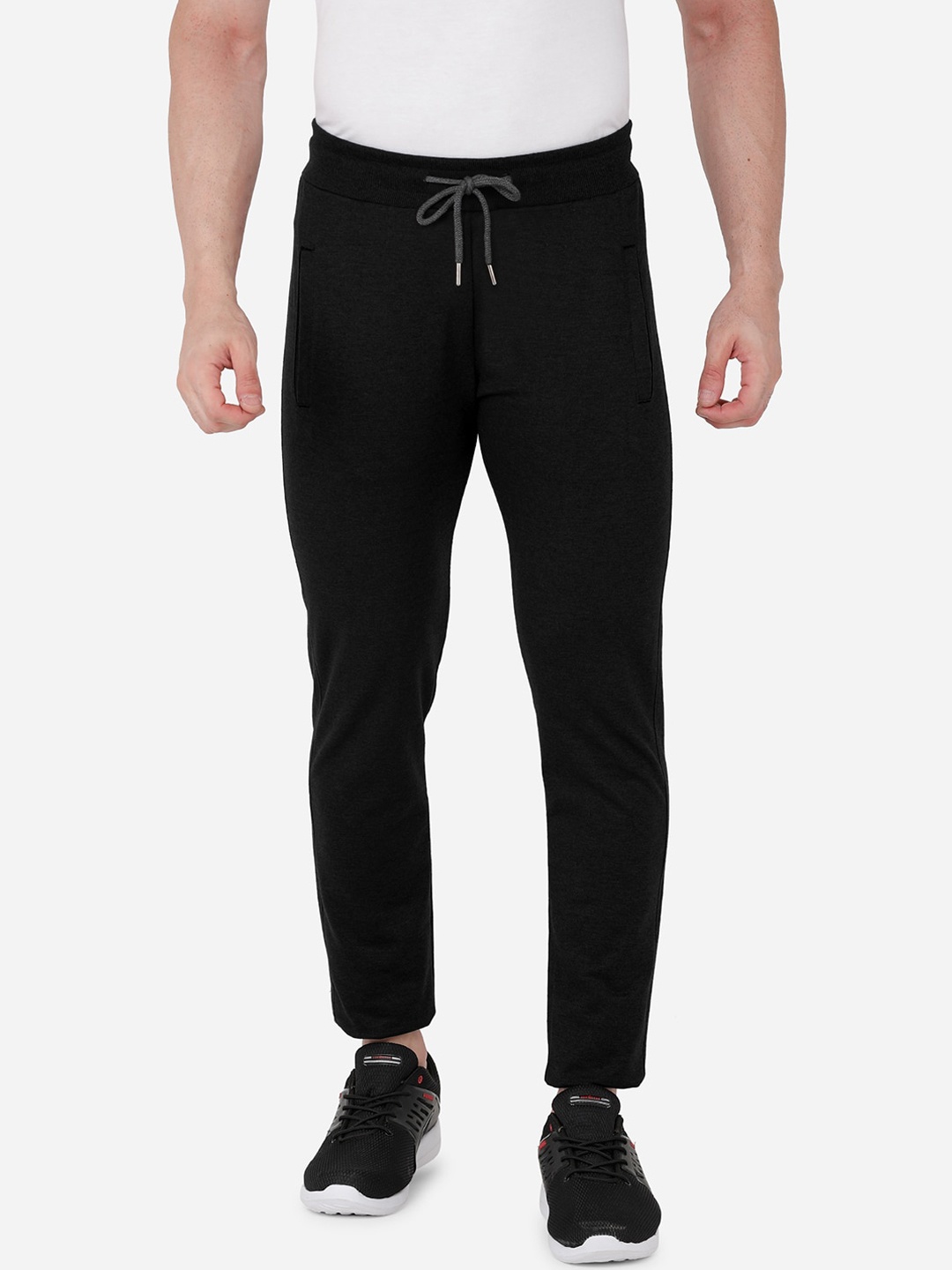 

beevee Men Black Solid Narrow-Fit Track Pants