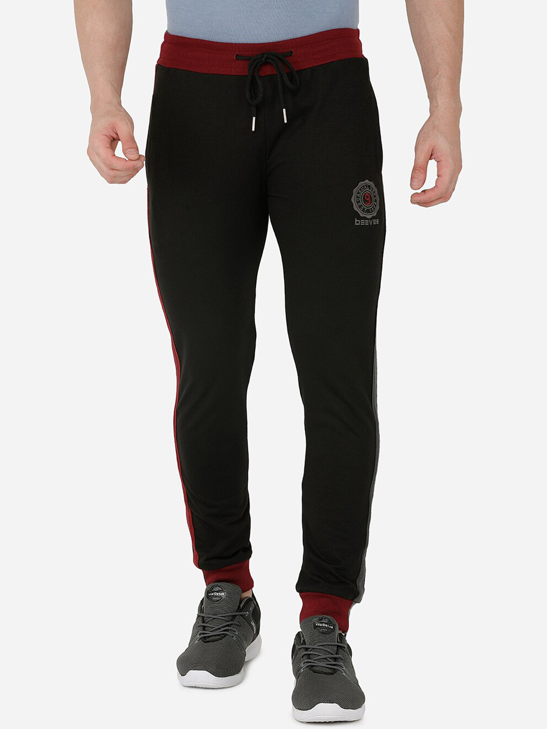 

beevee Men Black Solid Cotton Joggers