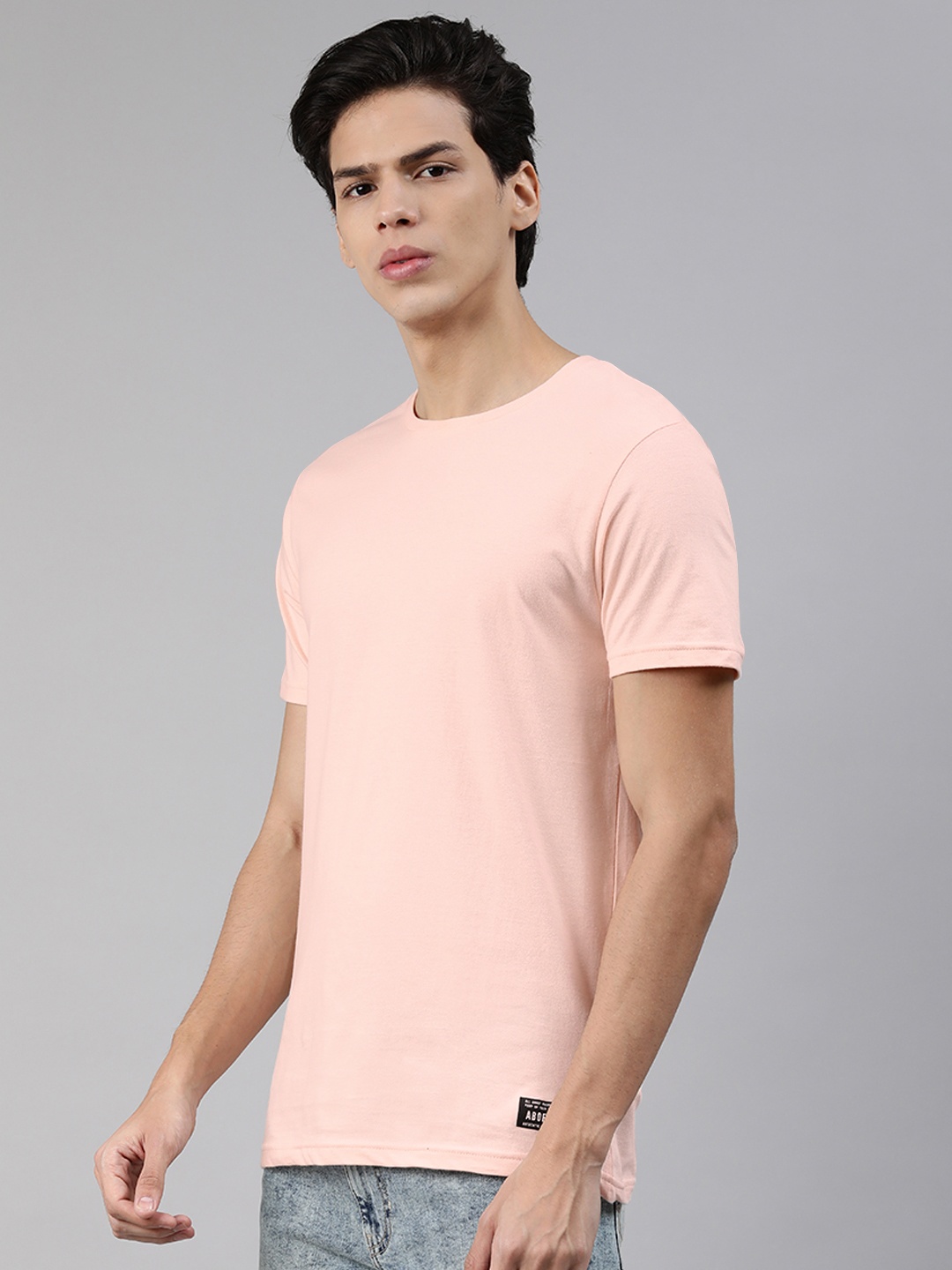 

abof Men Pink Solid Pure Cotton T-shirt