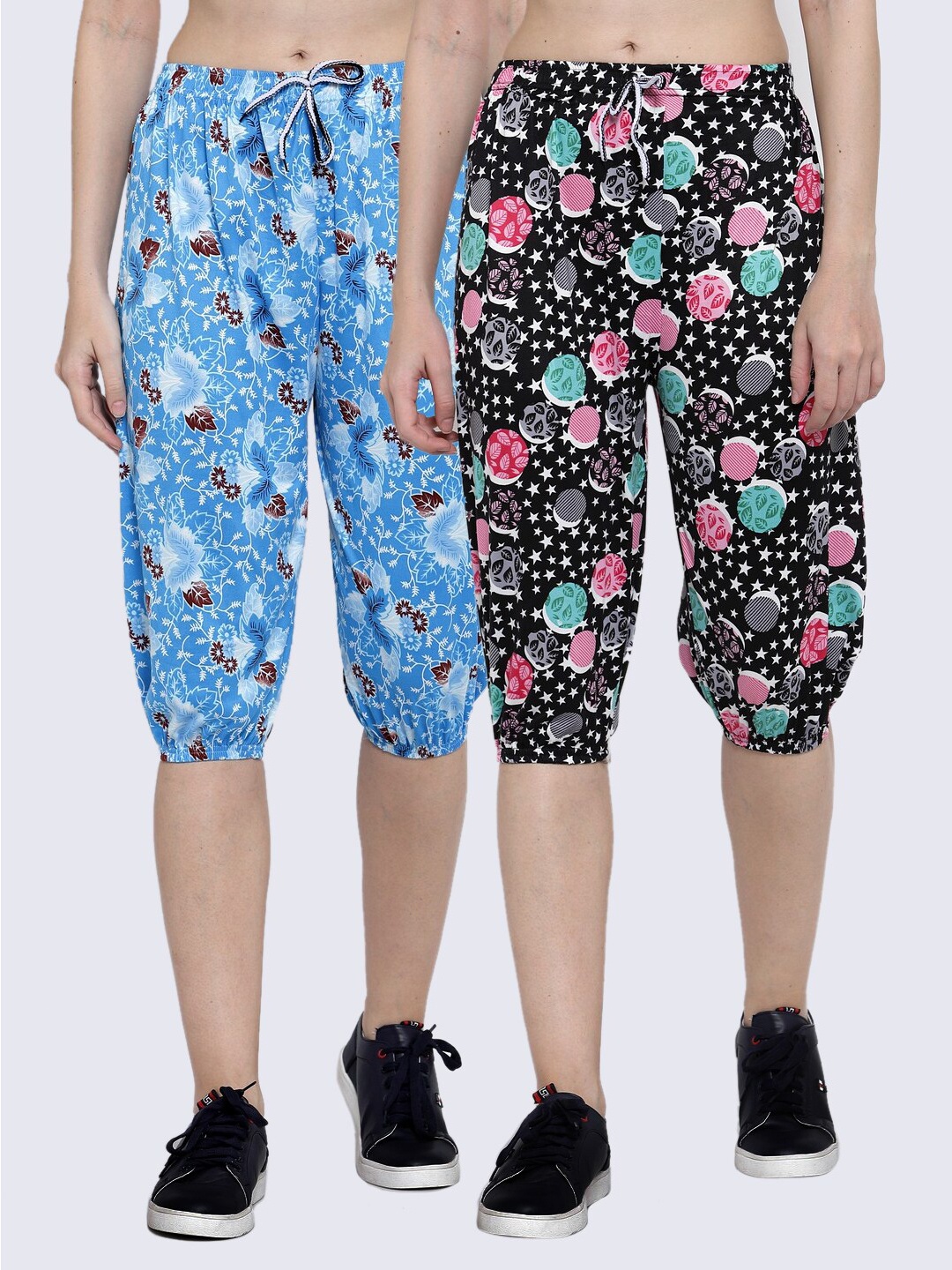 

KLOTTHE Pack Of 2 Women Multicoloured & Black Printed Capris, Multi