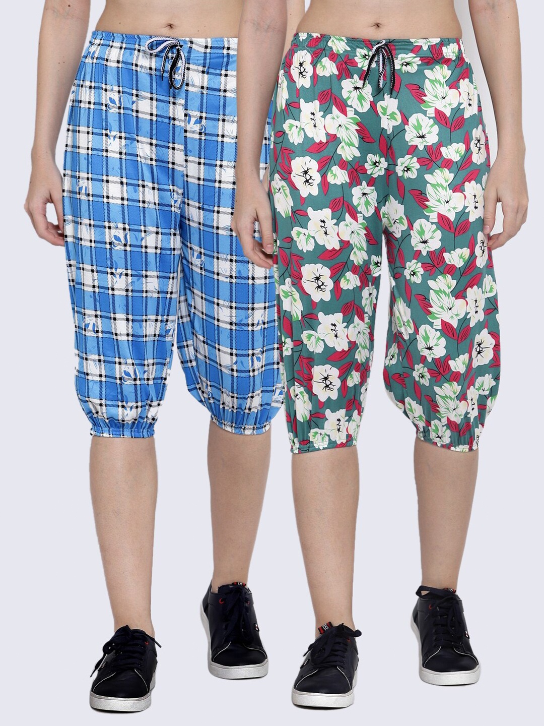 

KLOTTHE Women Pack Of 2 Green & Blue Printed Capris