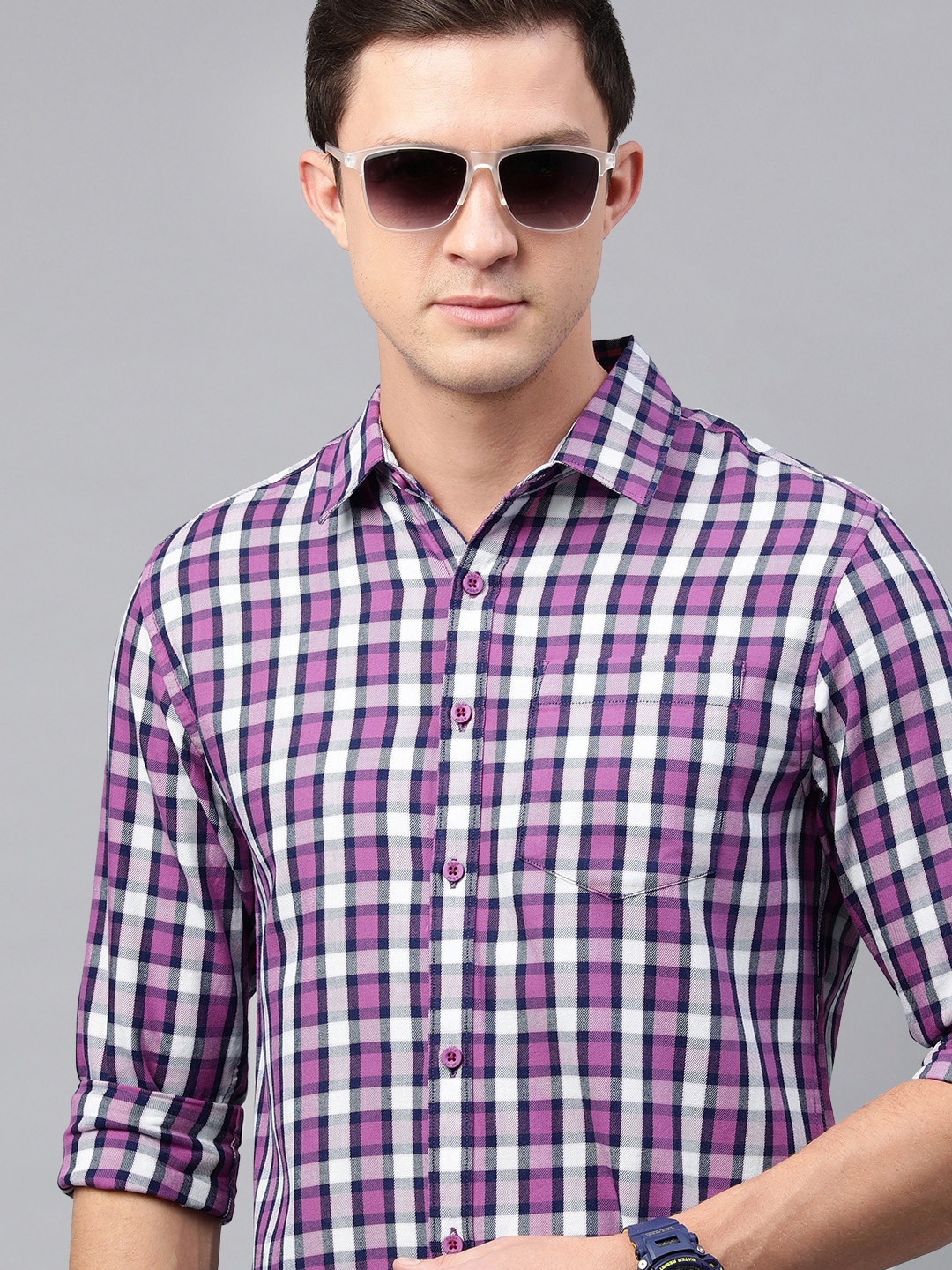 

abof Men Pink & Navy Blue Slim Fit Checked Pure Cotton Casual Shirt