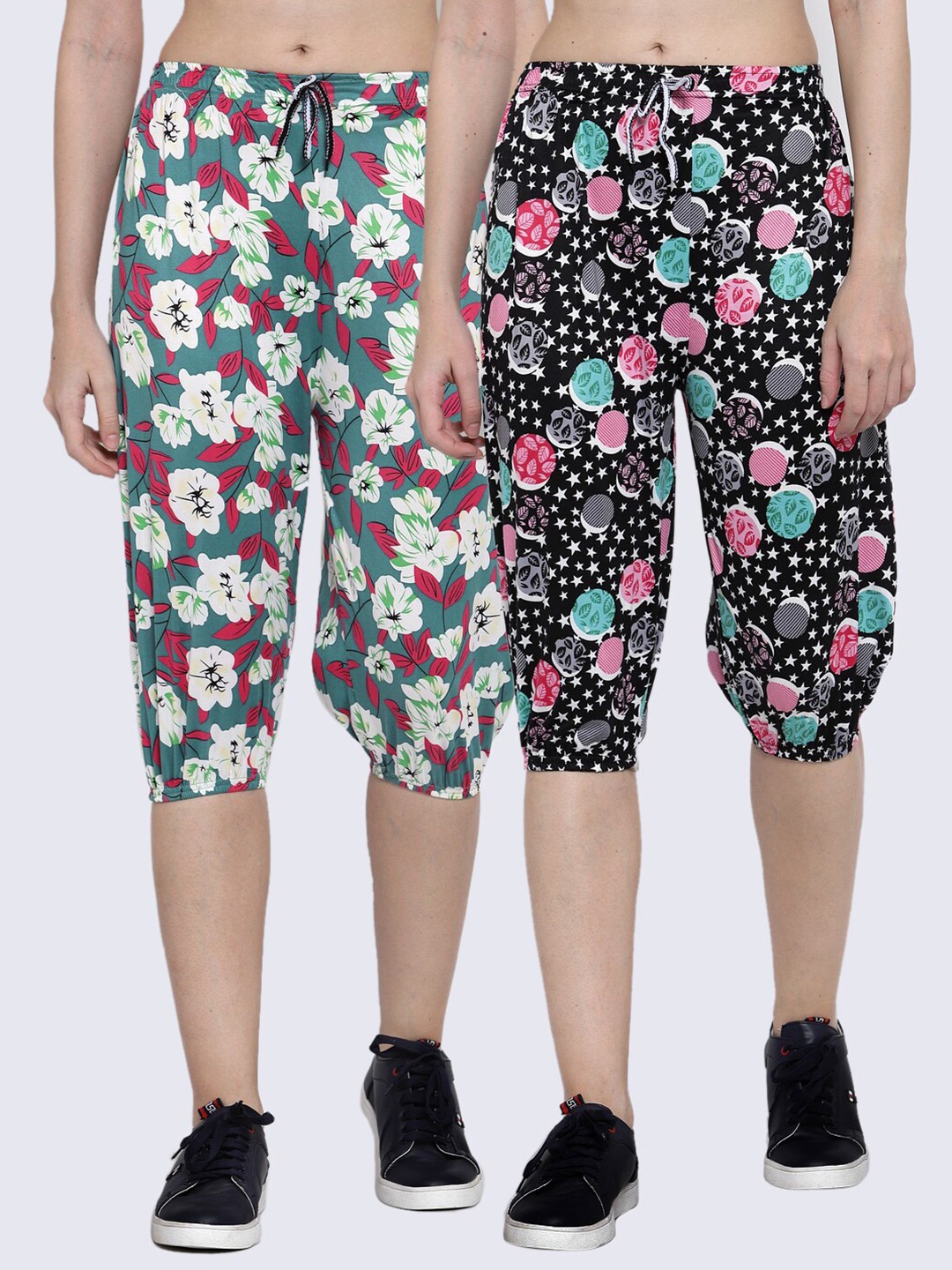 

KLOTTHE Women Pack Of 2 Black & Teal Printed Capris