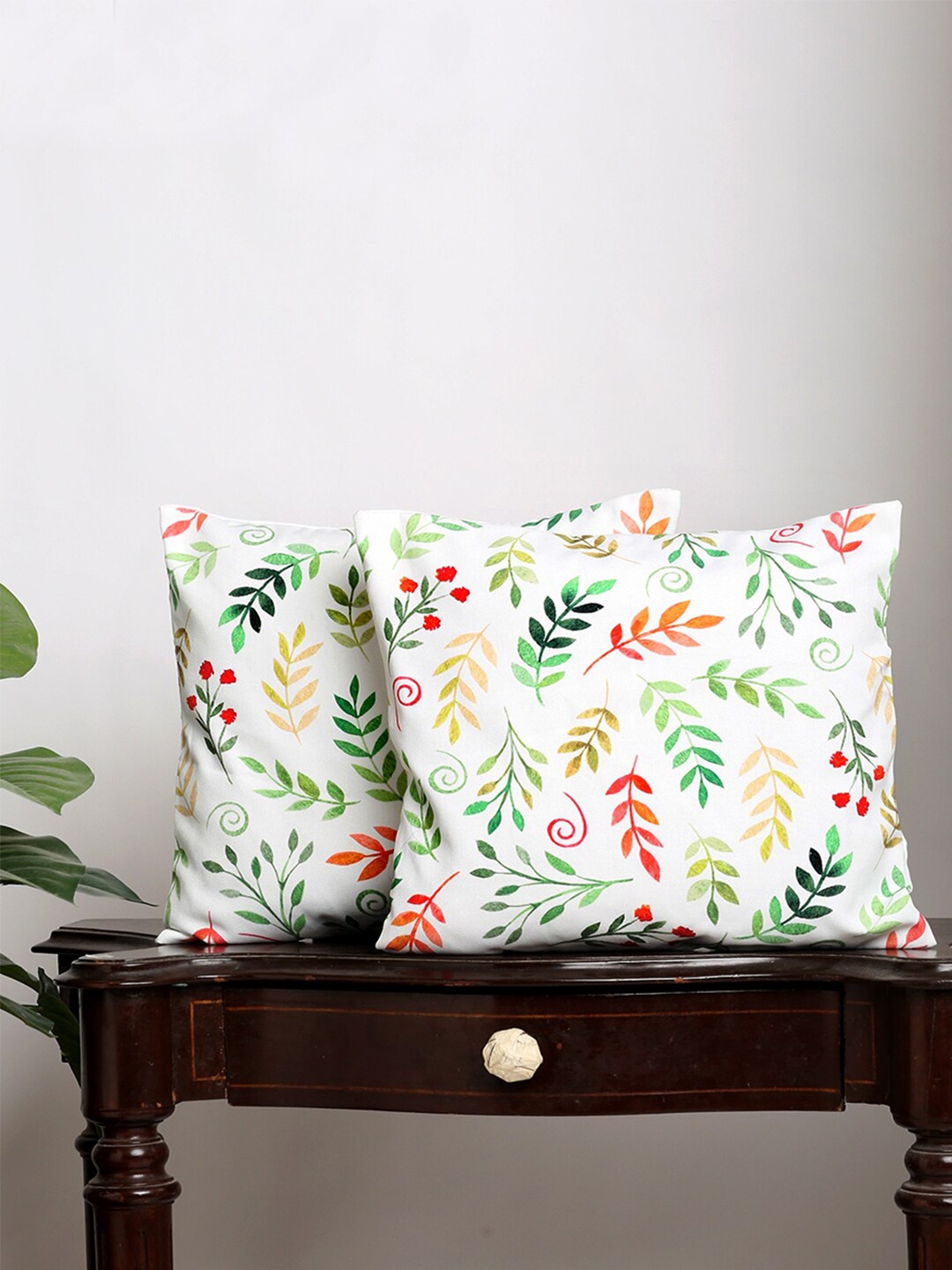 Alina decor Set Of 2 Green & White Floral Printed Square Cushion Covers