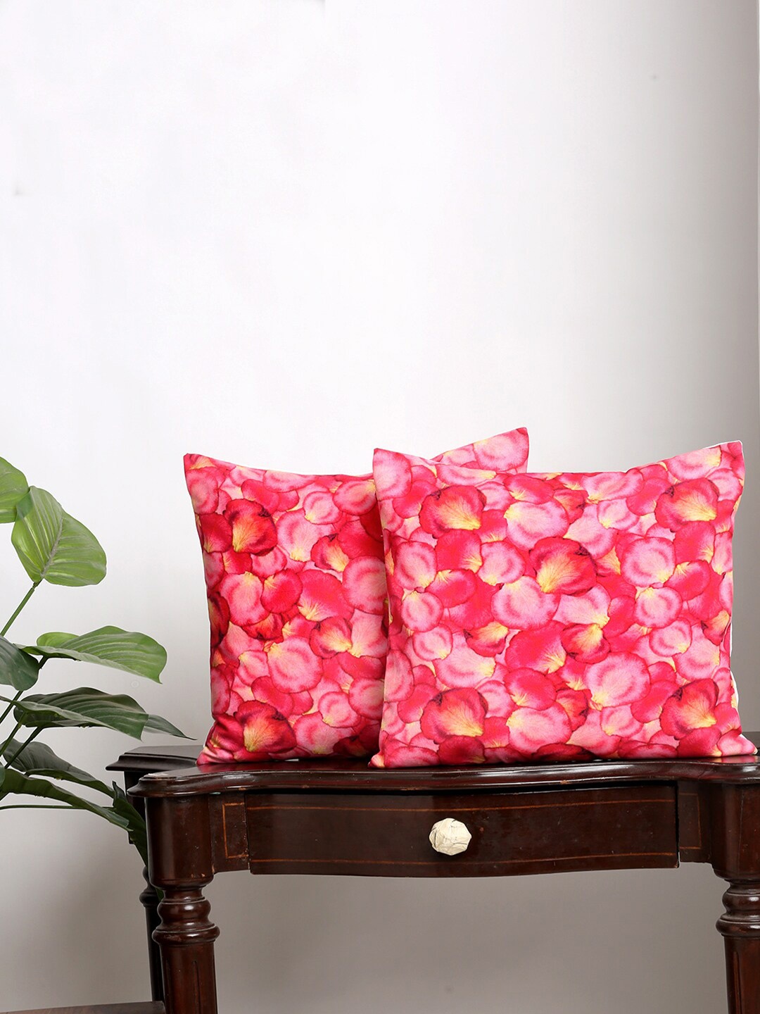 

Alina decor Set Of 2 Red & Pink Floral Square Cushion Covers