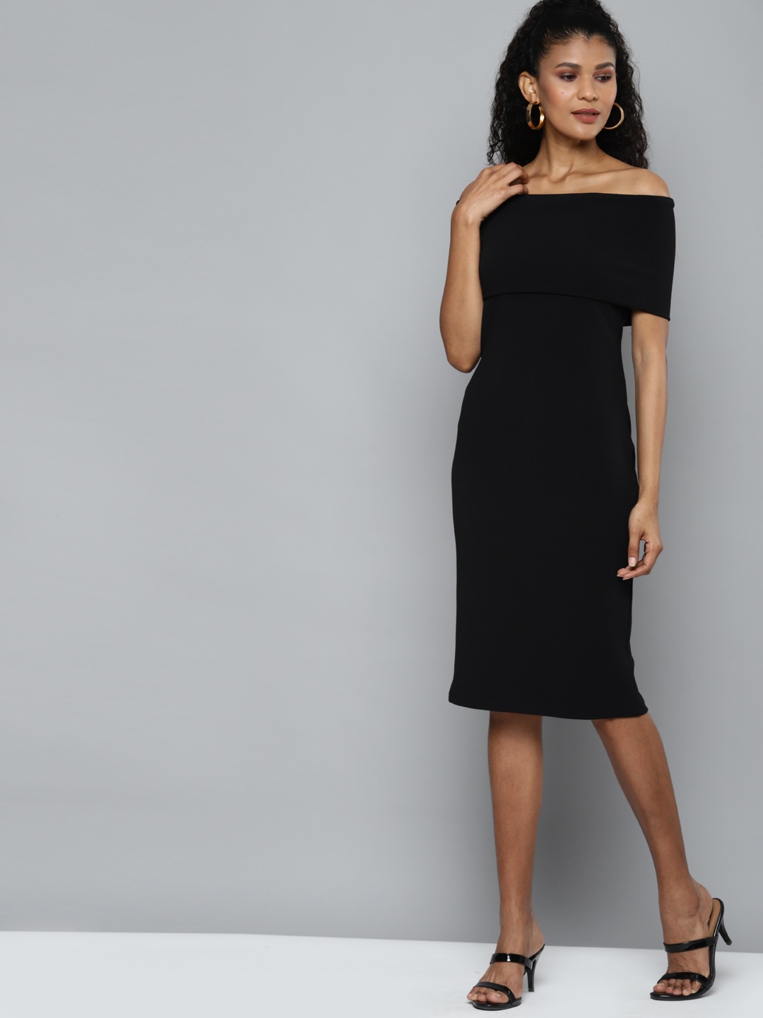 

SASSAFRAS Black Off-Shoulder Sheath Dress