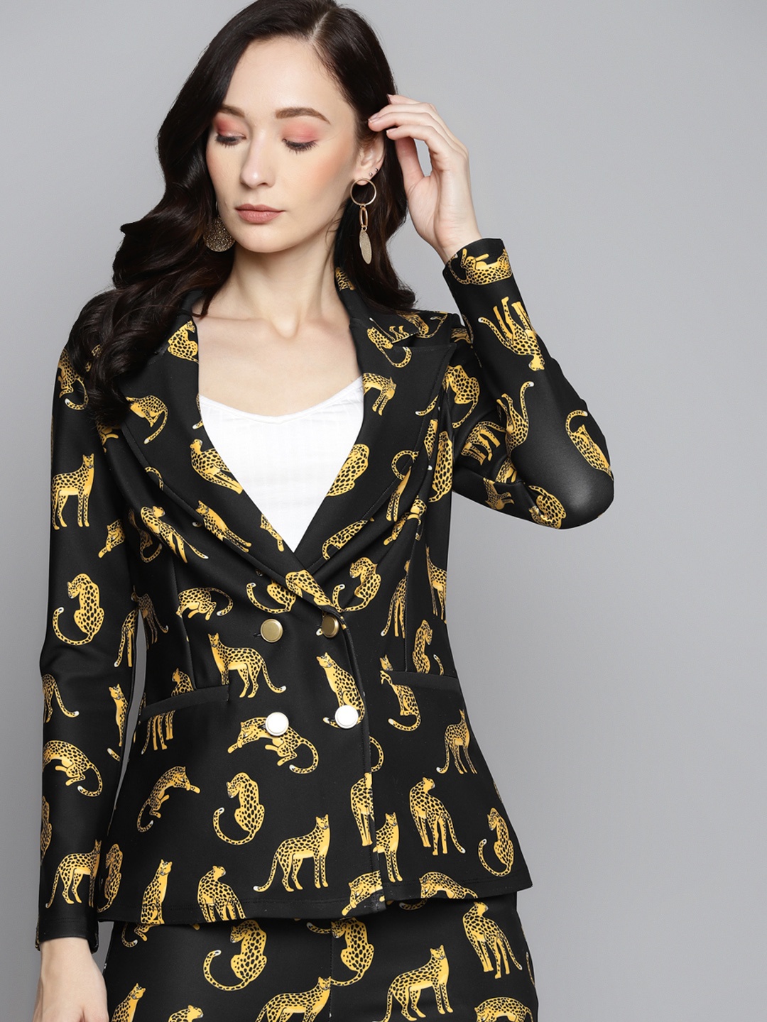 

SASSAFRAS Women Black & Yellow Cheetah Printed Scuba Relax Fit Blazer
