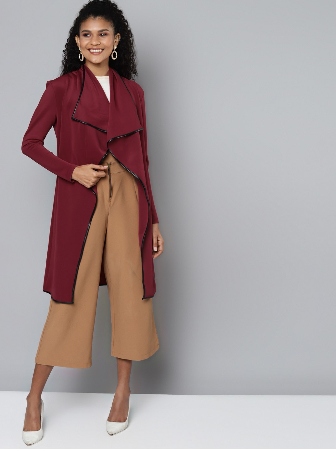 

SASSAFRAS Women Maroon Longline Shrug