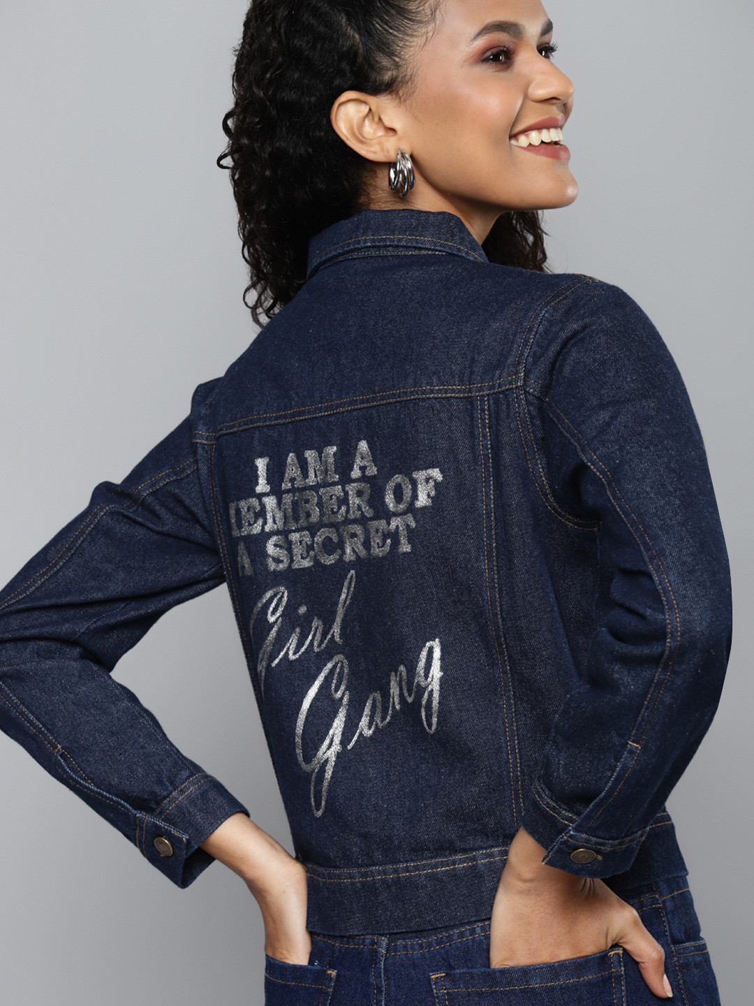 

SASSAFRAS Women Blue Girls-Gang Print Denim Jacket