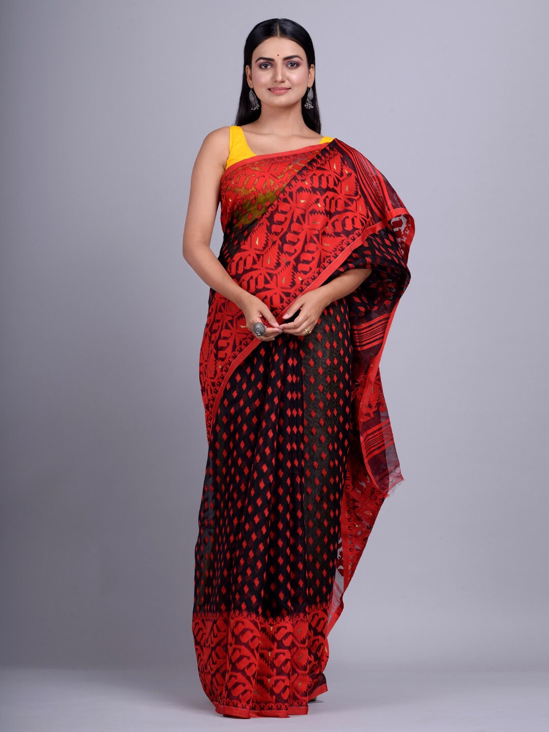 

Mitera Black & Red Floral Silk Cotton Jamdani Handloom Saree