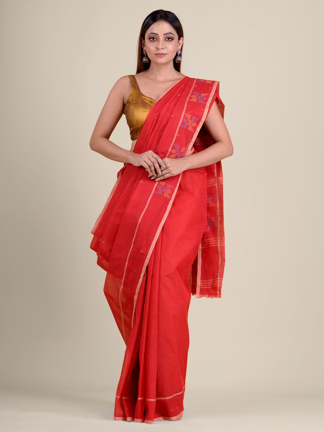 

Mitera Red & Blue Woven Design Pure Cotton Taant Handloom Saree