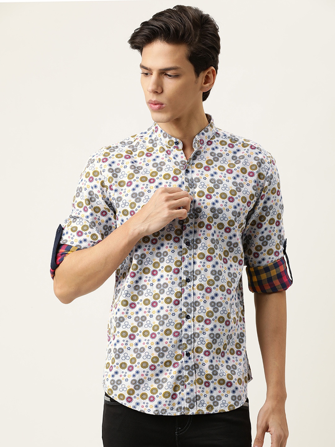 

IVOC Men White Slim Fit Floral Opaque Printed Casual Shirt