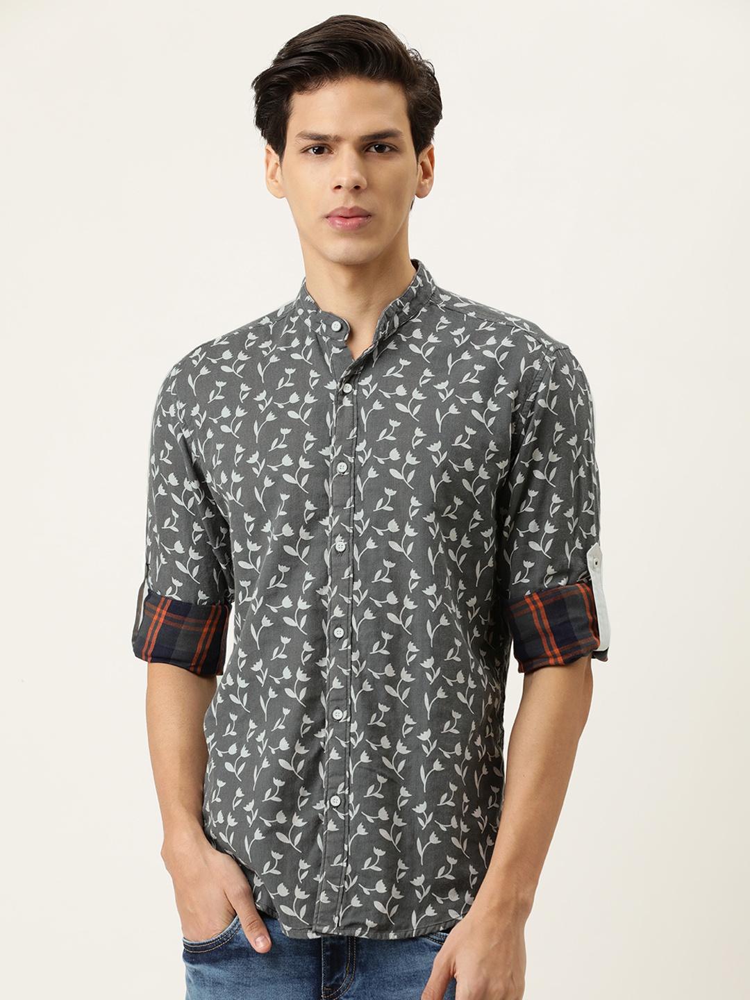 

IVOC Men Grey Slim Fit Floral Opaque Printed Casual Shirt