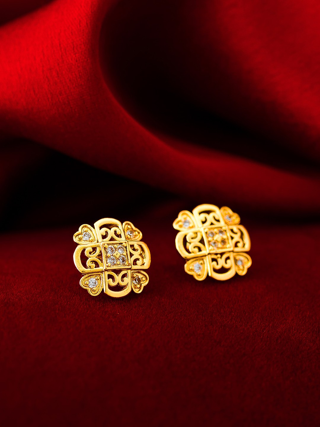 

aadita Gold-Toned Contemporary Studs Earrings