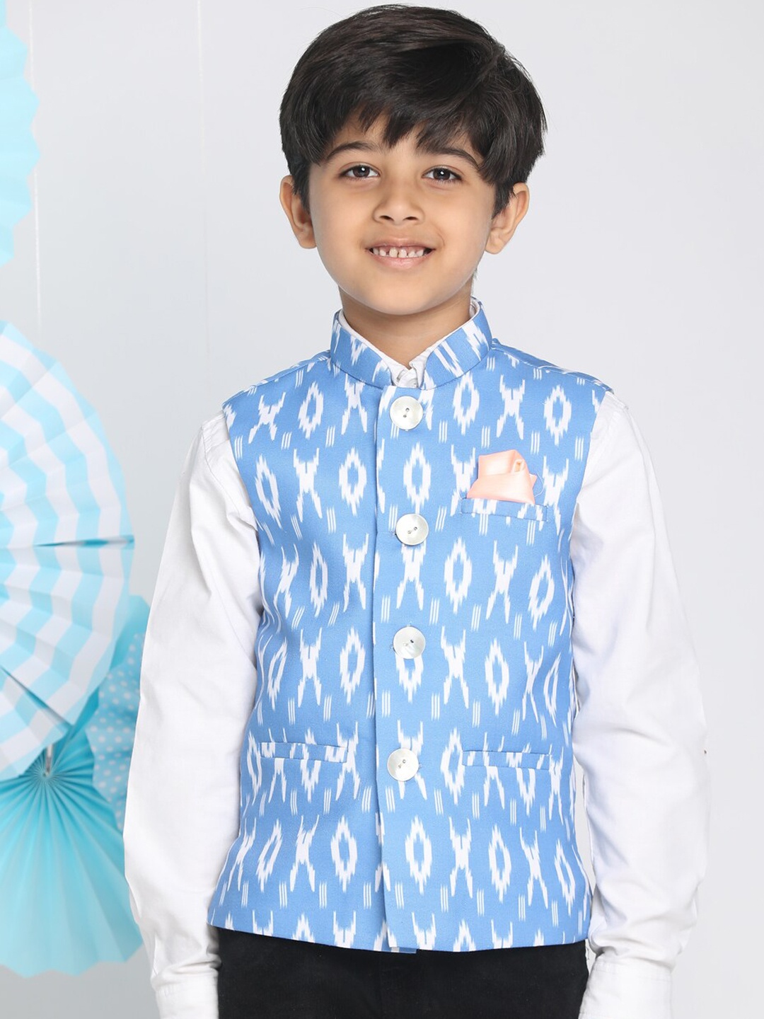 

VASTRAMAY Boys Blue & White Ikat Printed Slim-Fit Cotton Woven Nehru Jacket