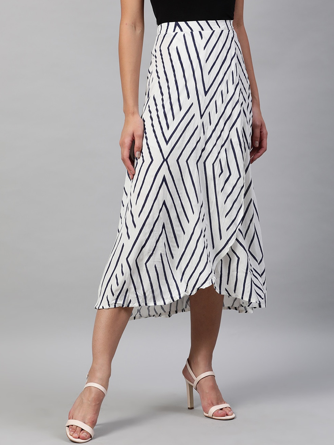 

STREET 9 Women White & Black Printed A-Line Midi Skirt