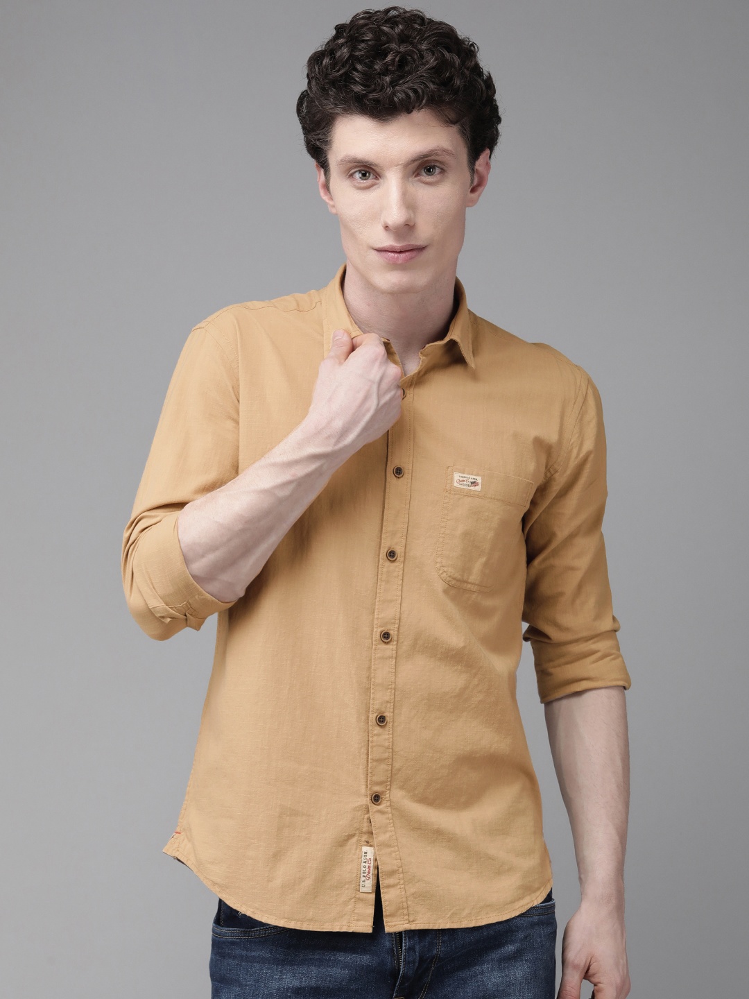 

U.S. Polo Assn. Denim Co. Men Brown Solid Slim Fit Pure Cotton Casual Shirt