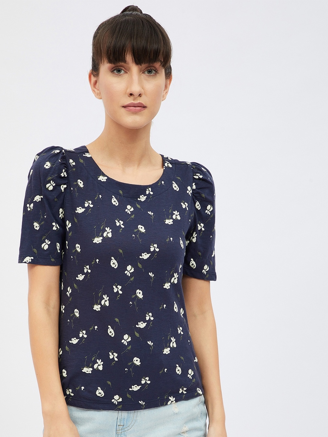 

Harpa Navy Blue Floral Printed Regular Top