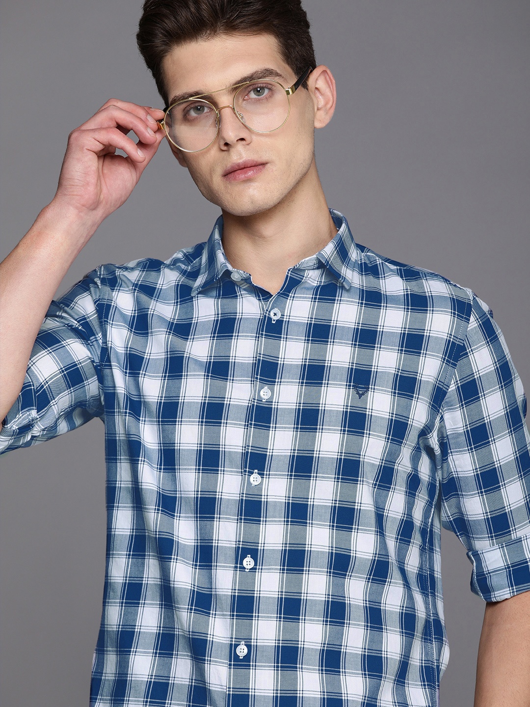

Allen Solly Sport Men Blue & White Ultra Slim Fit Opaque Checked Casual Shirt