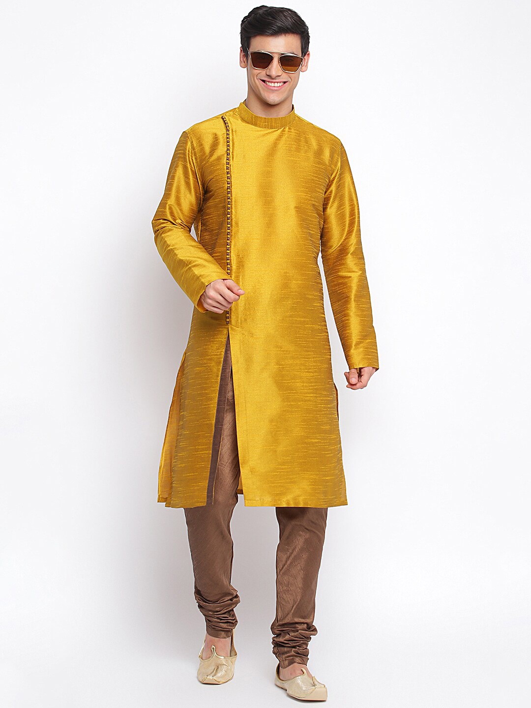 

Sanwara Men Gold-Toned Kurta