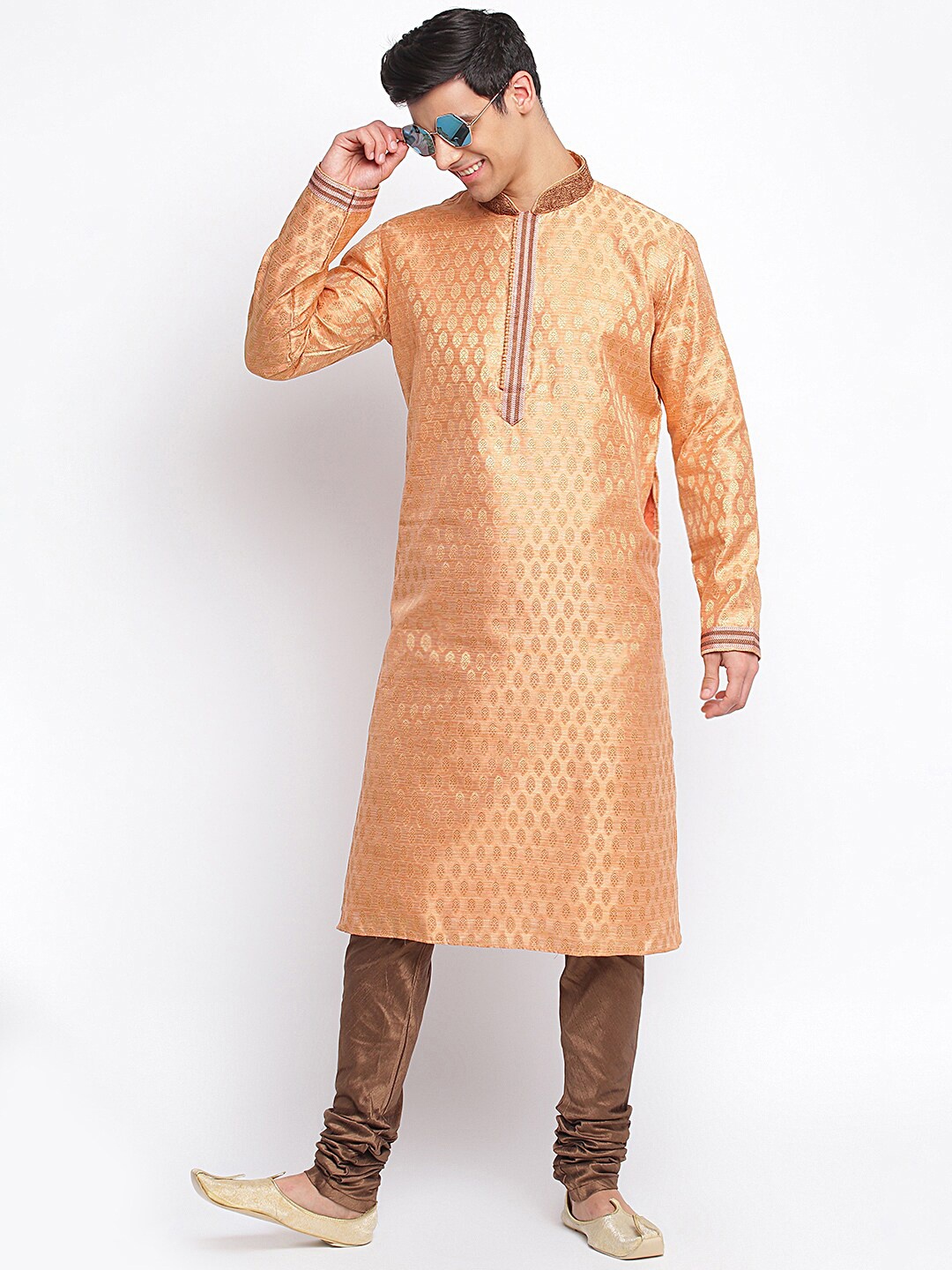 

Sanwara Men Peach-Coloured Ethnic Motifs Printed Kurta