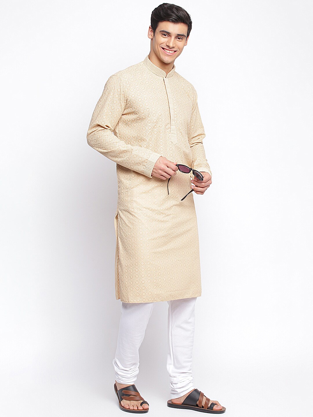 

Sanwara Men Beige Ethnic Motifs Embroidered Chikankari Cotton Kurta