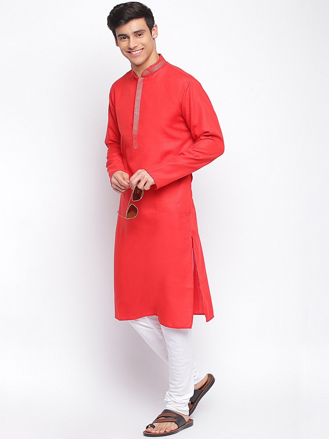 

Sanwara Men Red Thread Work Kurta