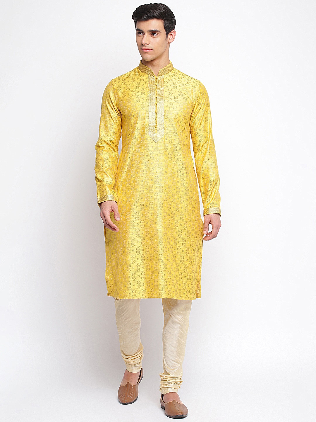 

Sanwara Men Yellow & Gold-Toned Thread Work Kurta