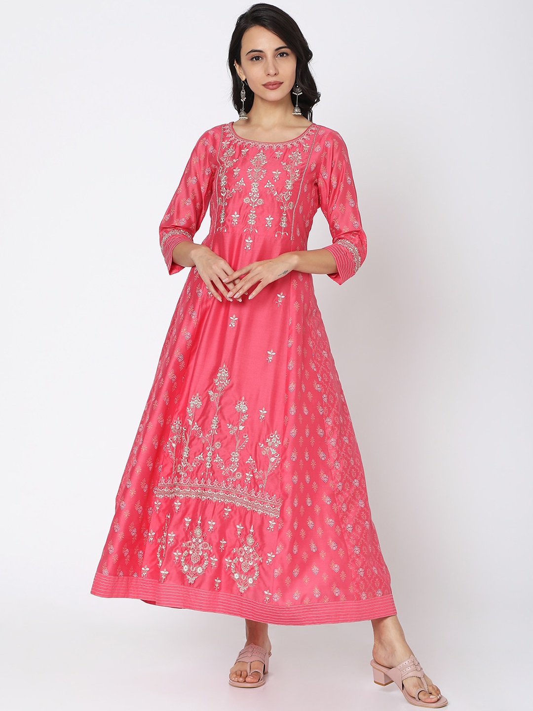 

Ojas Designs Women Pink & White Ethnic Motifs Maxi Dress