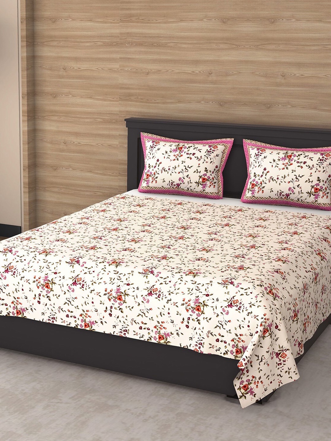 

Varde Peach-Coloured & Red Floral 144 TC King Bedsheet with 2 Pillow Covers