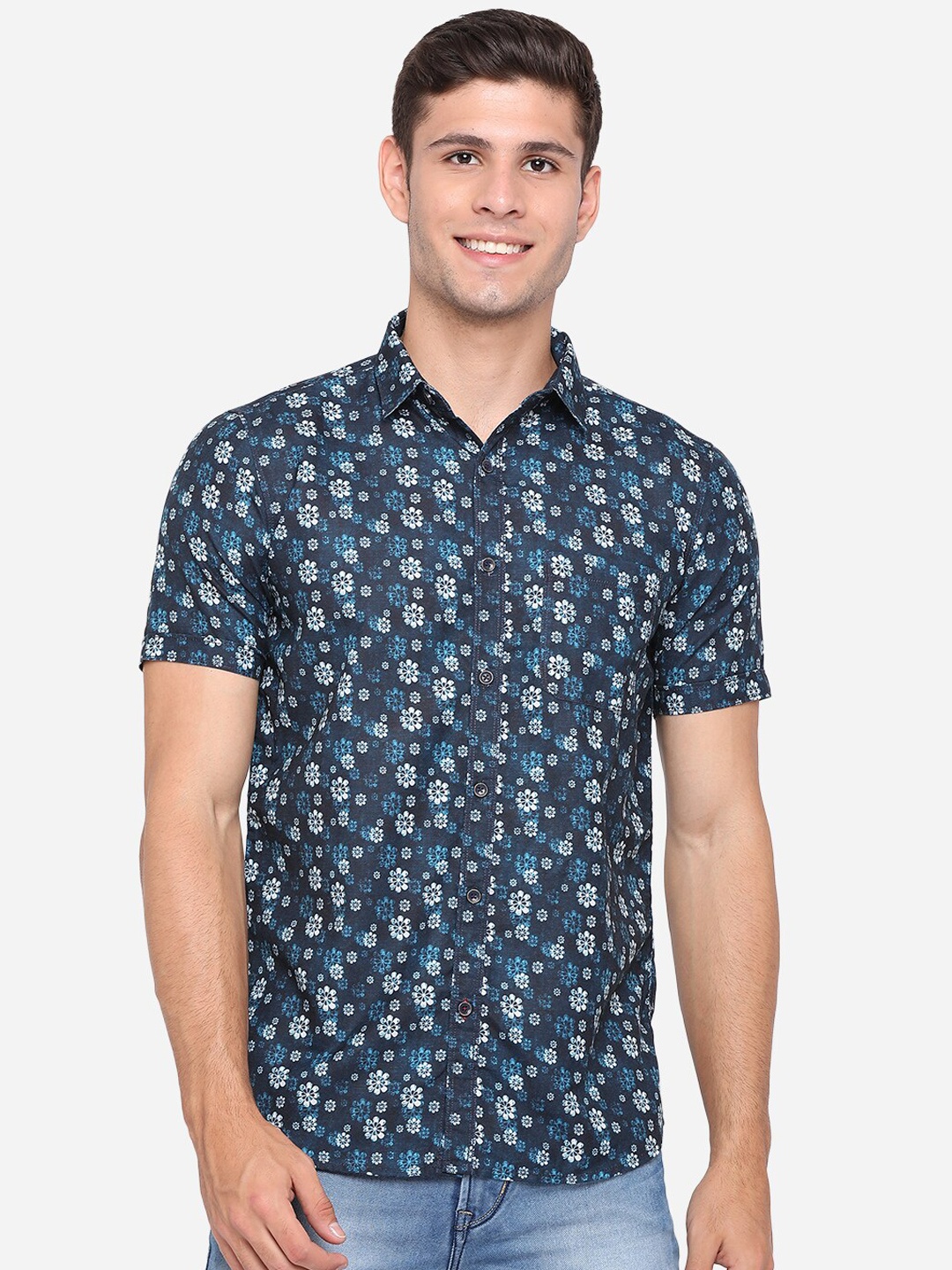 

JADE BLUE Men Blue & White Slim Fit Floral Opaque Printed Pure Cotton Casual Shirt