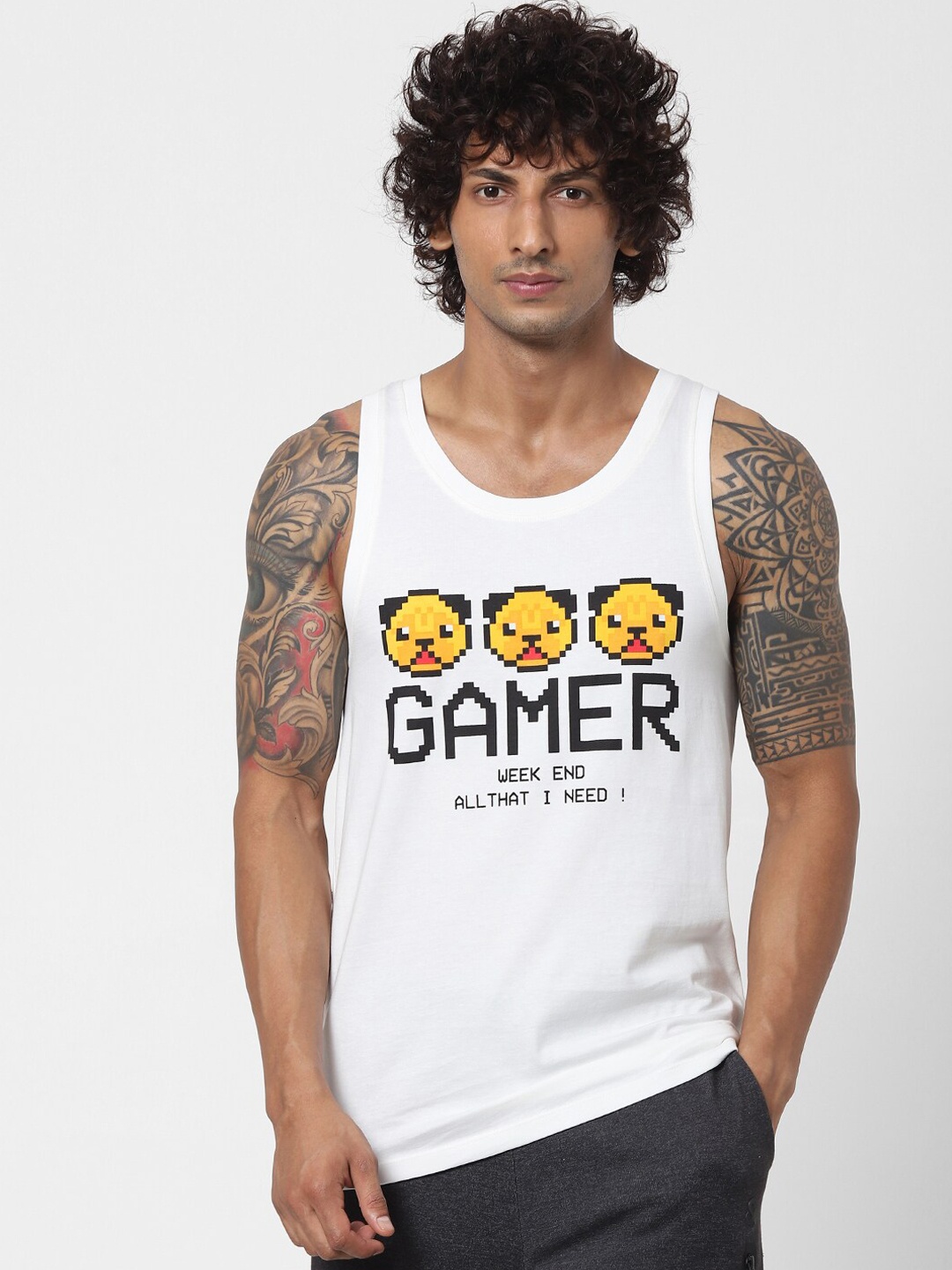 

Jack & Jones Men White & Yellow JOR Gamer Printed Cotton Innerwear Vest