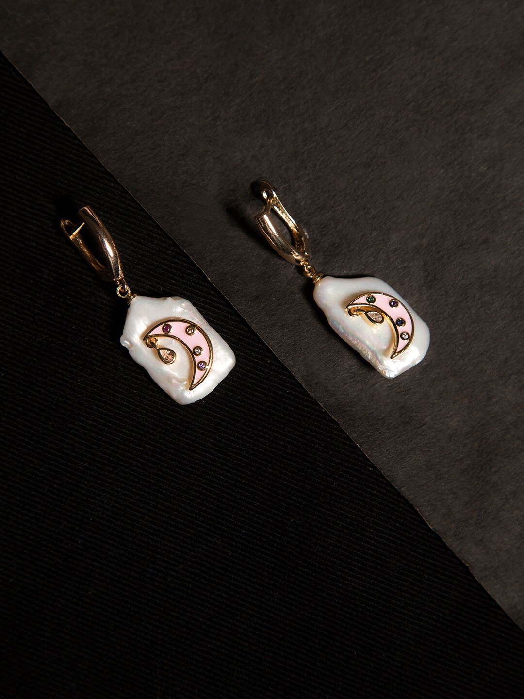 

DIVA WALK Gold-Plated Gold-Toned & White Contemporary Drop Earrings