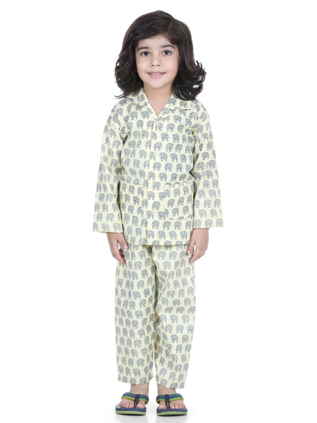 

Aj DEZInES Boys Yellow & Grey Elephant Printed Night suit