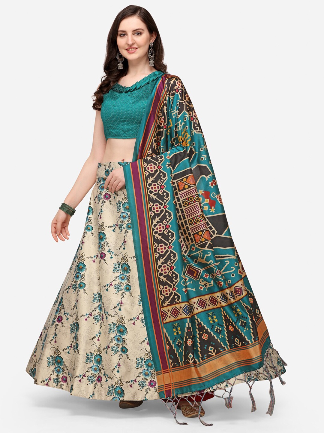 

Mitera Cream-Coloured & Green Semi-Stitched Lehenga & Unstitched Blouse With Dupatta