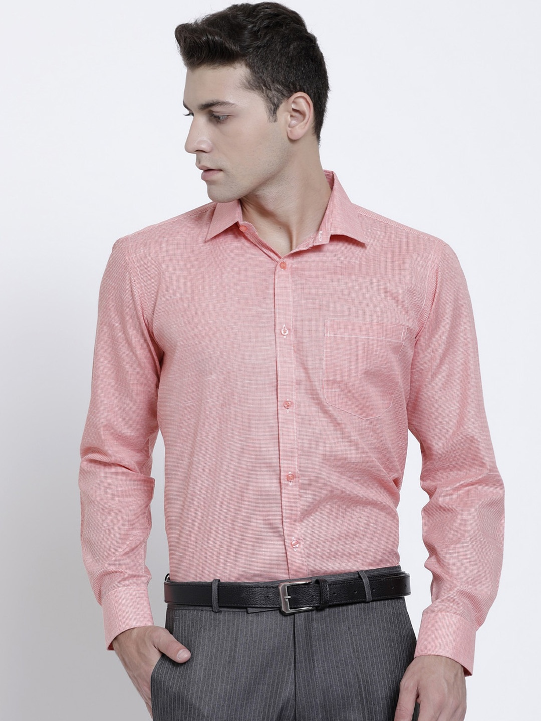 

RG DESIGNERS Men Peach-Coloured Slim Fit Checked Formal Shirt