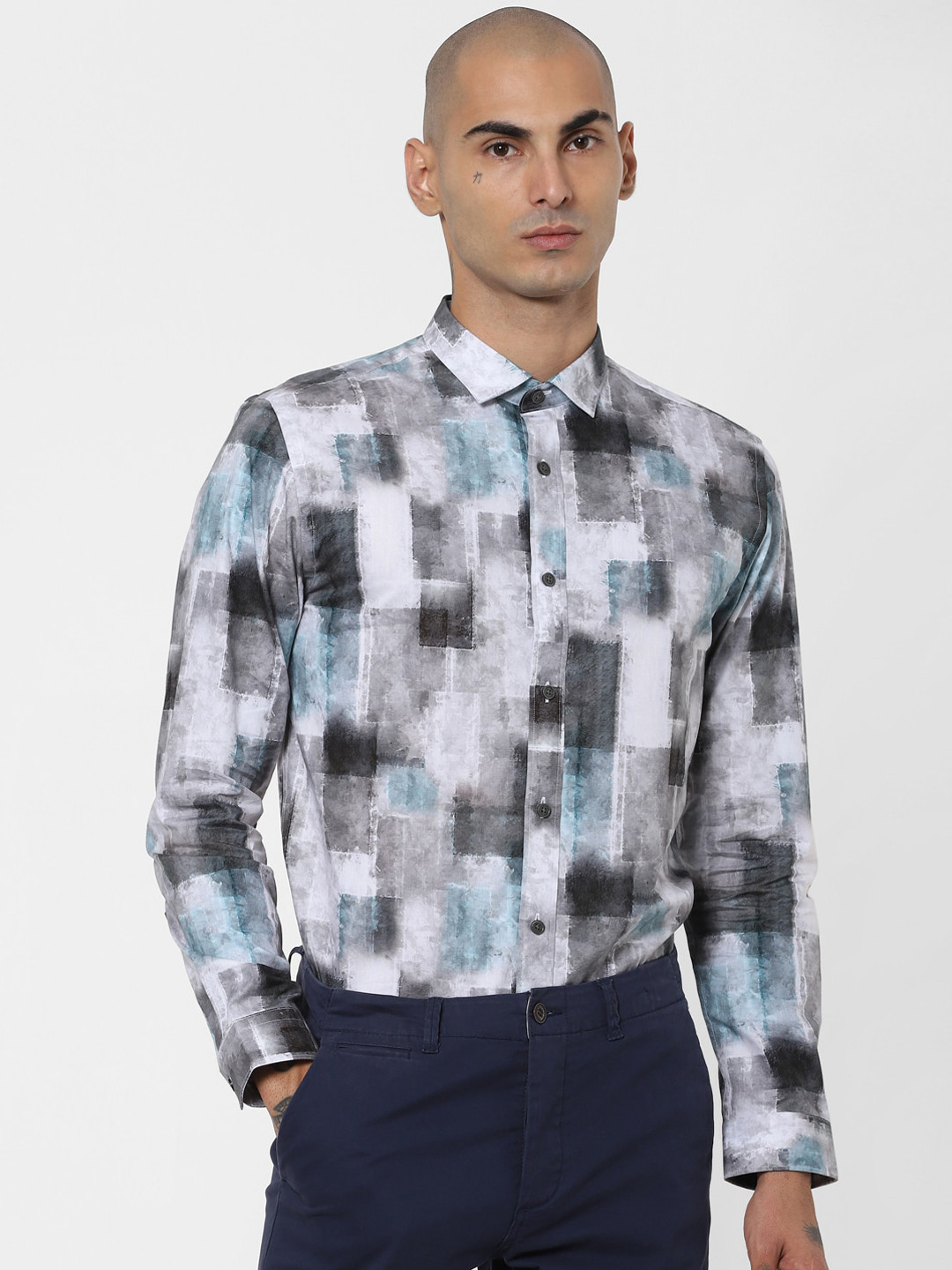 

Jack & Jones Men Grey & White Opaque Printed Casual Shirt