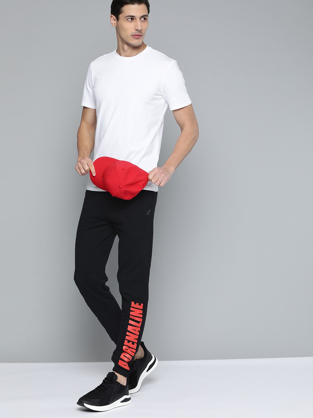 

HRX By Hrithik Roshan Lifestyle Men Jet Black Bio-Wash Typography Joggers