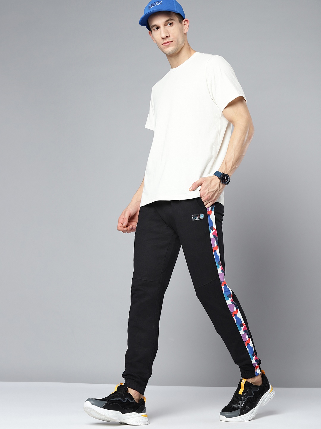 

HRX By Hrithik Roshan Lifestyle Men Jet Black Bio-Wash Camouflage Pure Cotton Joggers