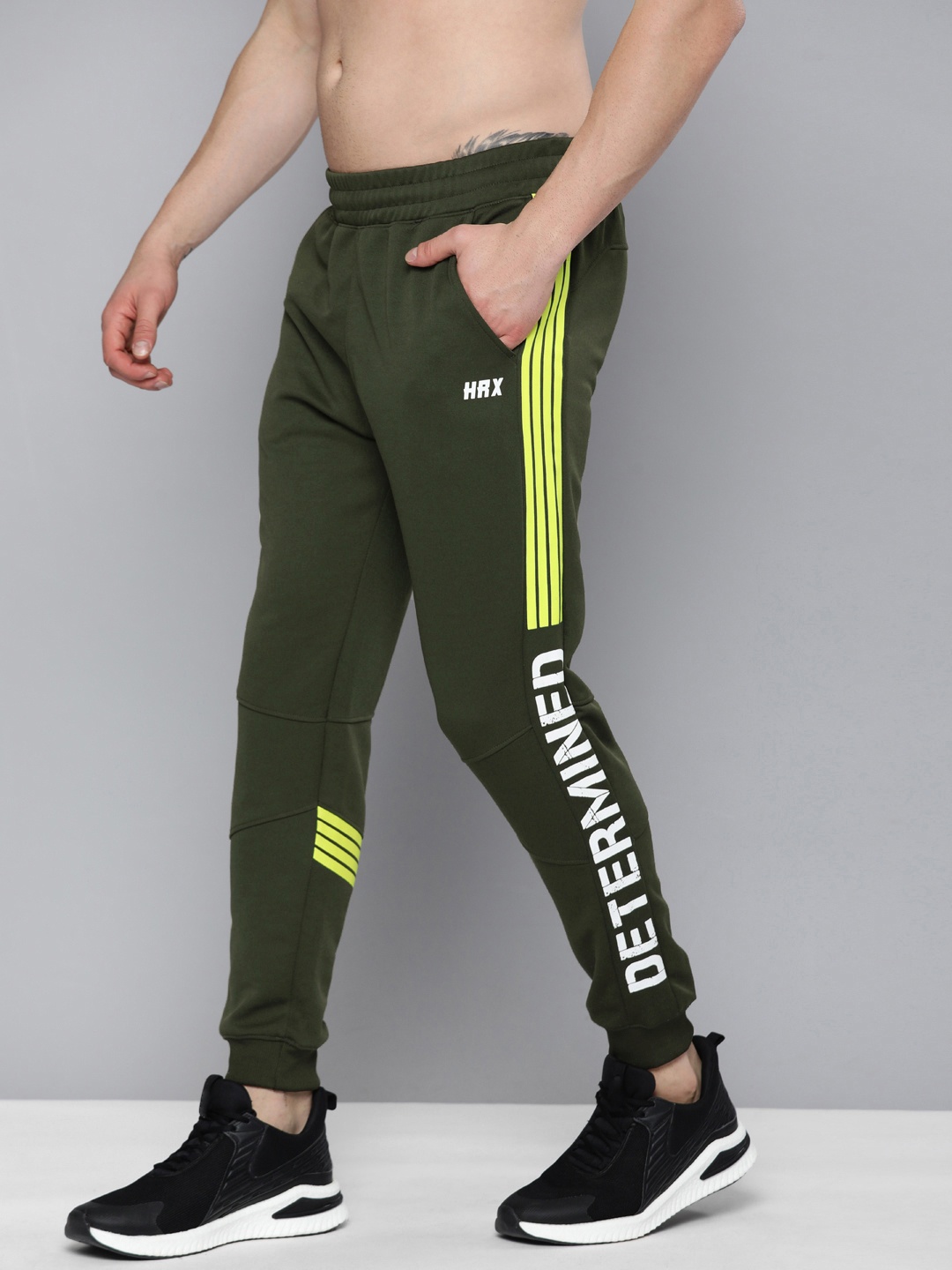 

HRX By Hrithik Roshan Training Men Kombu Green Rapid-Dry Typography Track Pants, Olive