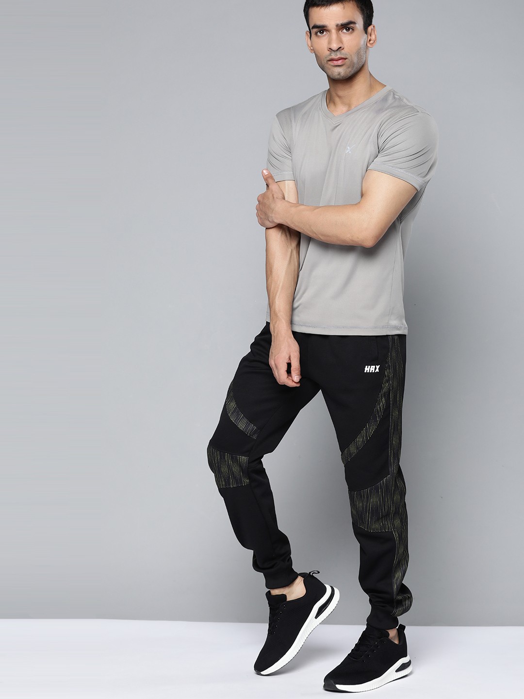 

HRX By Hrithik Roshan Training Men Jet Black Printed Track Pants